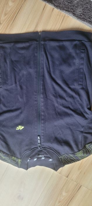 Bluza sweter 4F Reserved 158