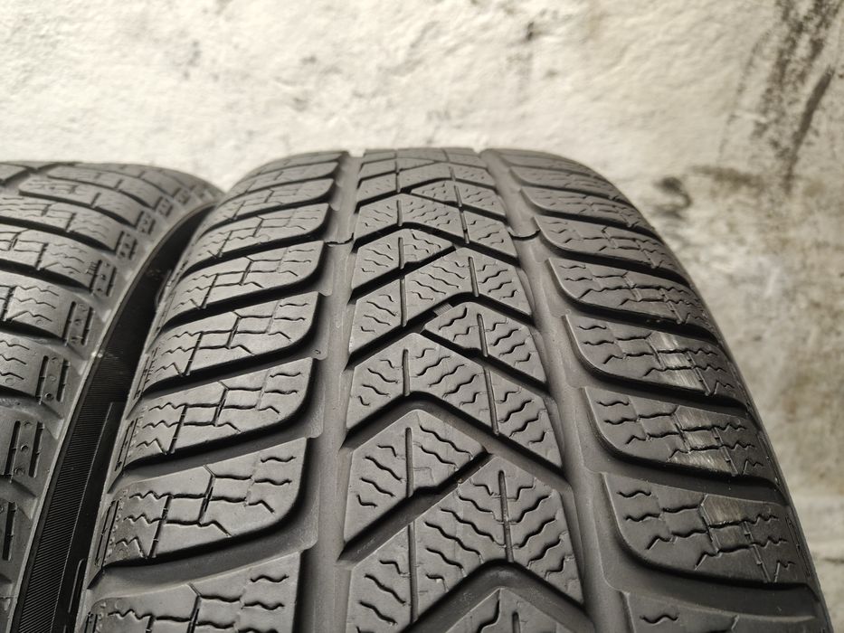4X 225/55R17 101V XL Pirelli Sottozero 3 Winter 7mm 2023 Zimowe