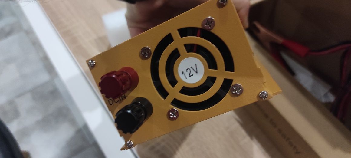 Інвертор pure sine wave