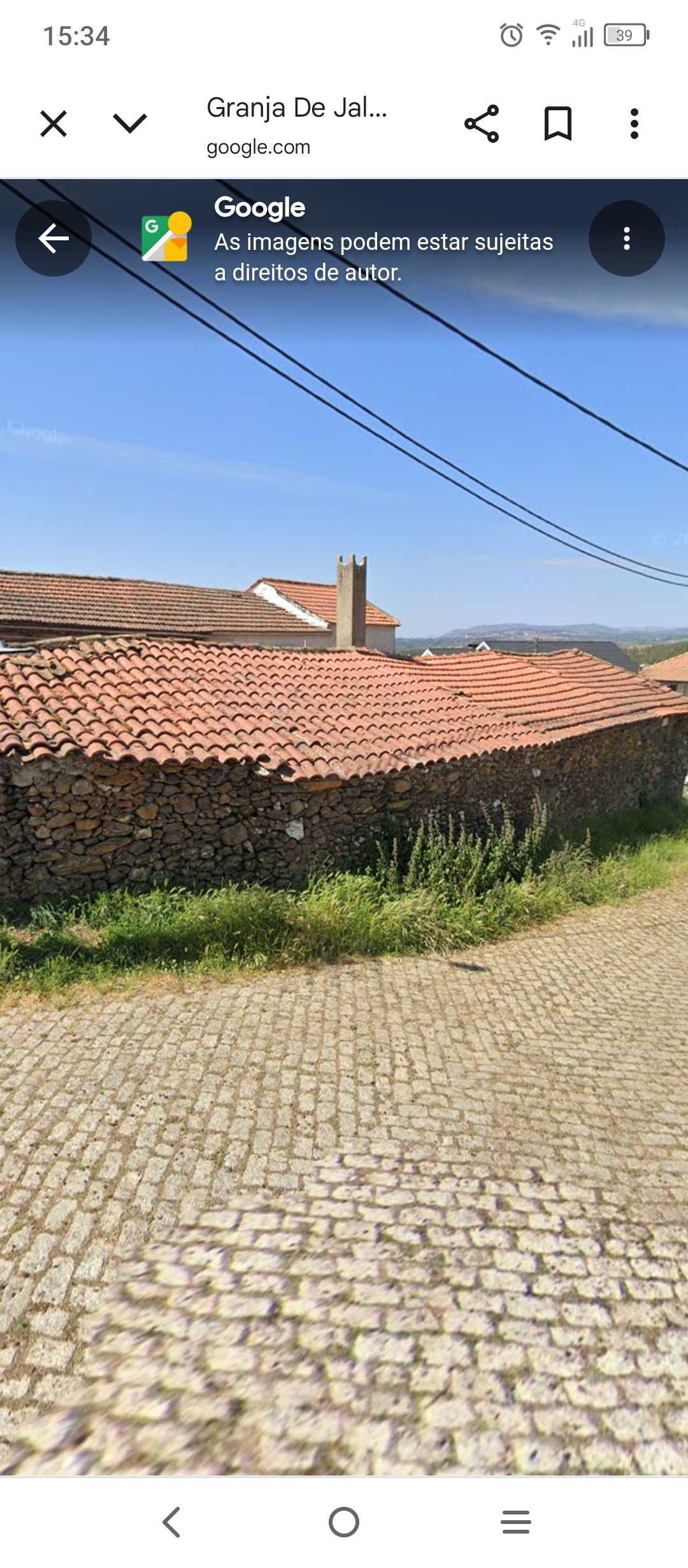 Moradia única ,  com ótima localização
