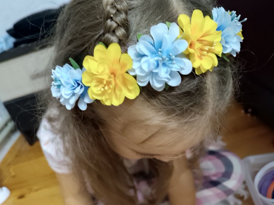 Патріотичний вііночок для волосся