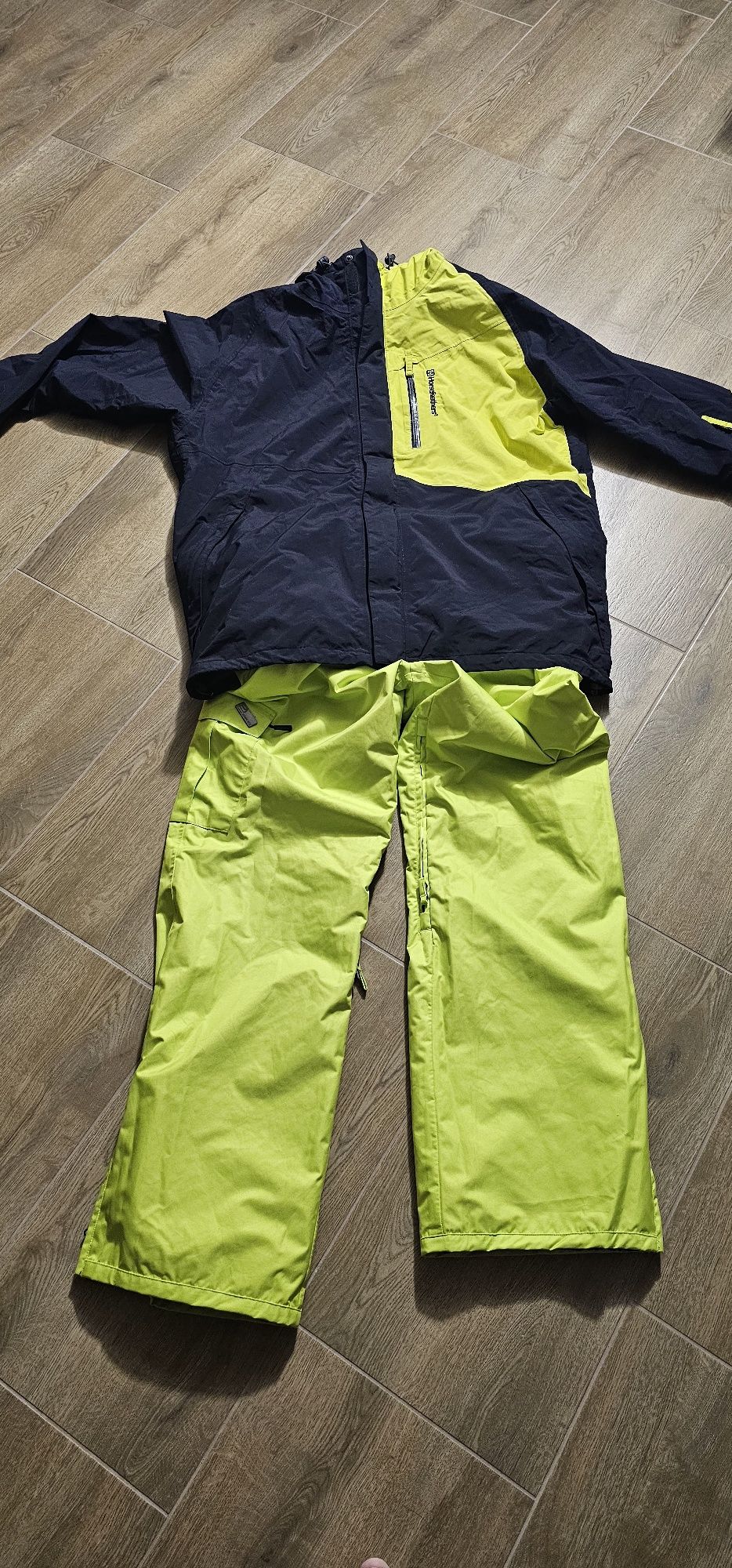 Komplet narciarski kurtka + spodnie