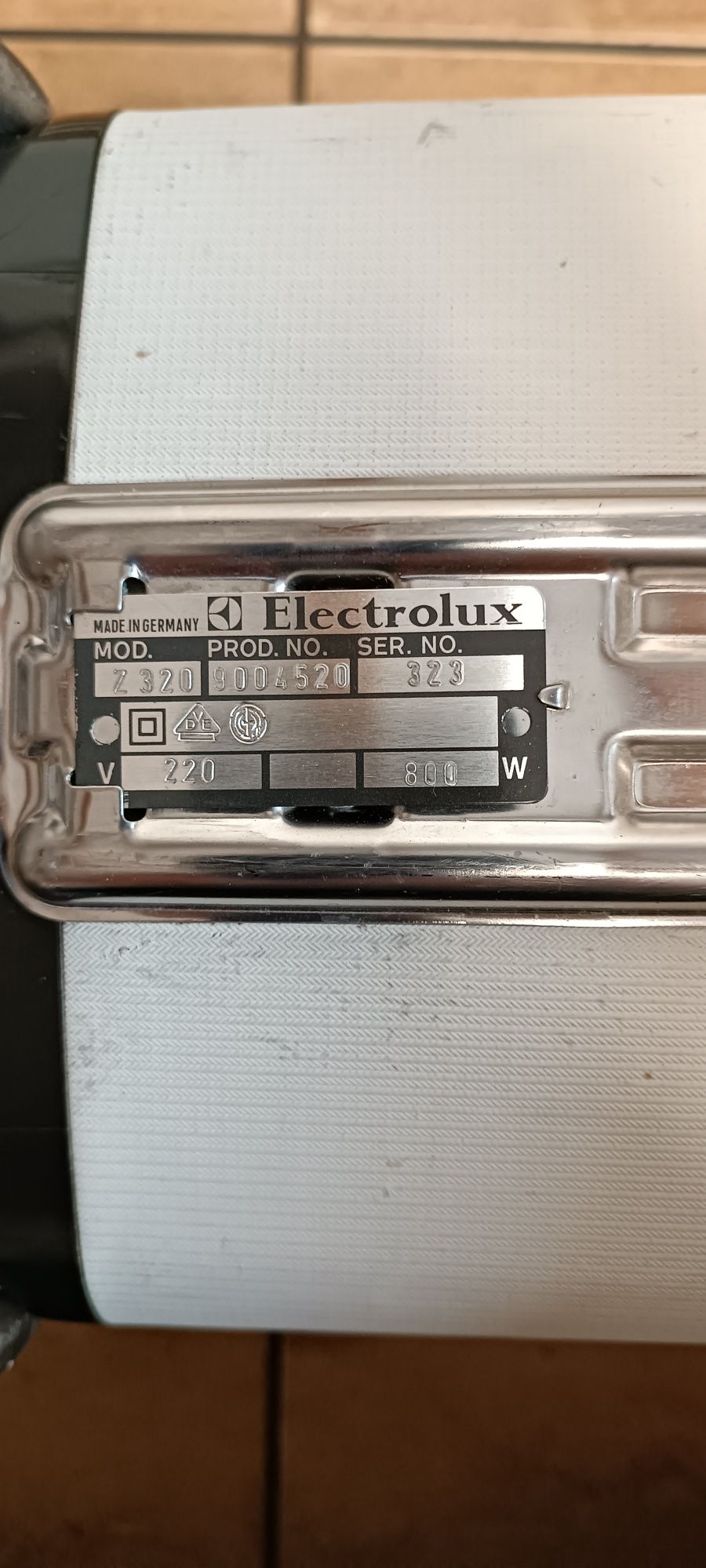 Odkurzacze VINTAGE Electrolux 320 LUX