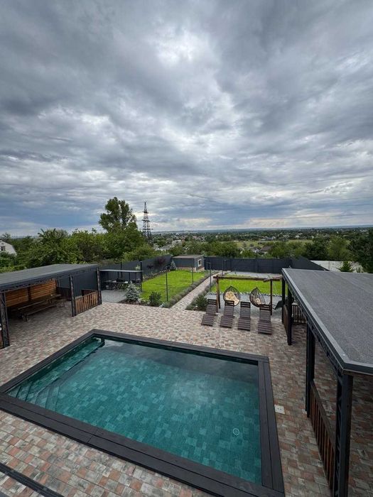 Оренда будинку, альтанка, басейн з підігрівом, баня на дровах та чан