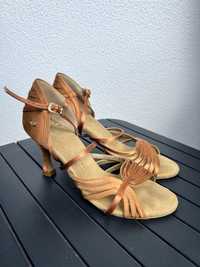 Sapatos de Danças Latinas - PortDance