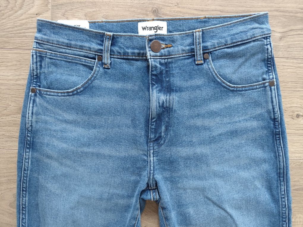 Wrangler Larston 812 slim tapered męskie jeansy dżinsy dziurami 31/34
