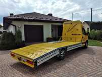 Iveco Daily pomoc drogowa auto-laweta najazd 5m panelowy kompletny