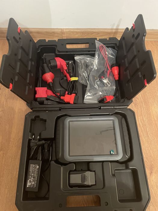 Tester diagnostyczmy Xtool H6EB