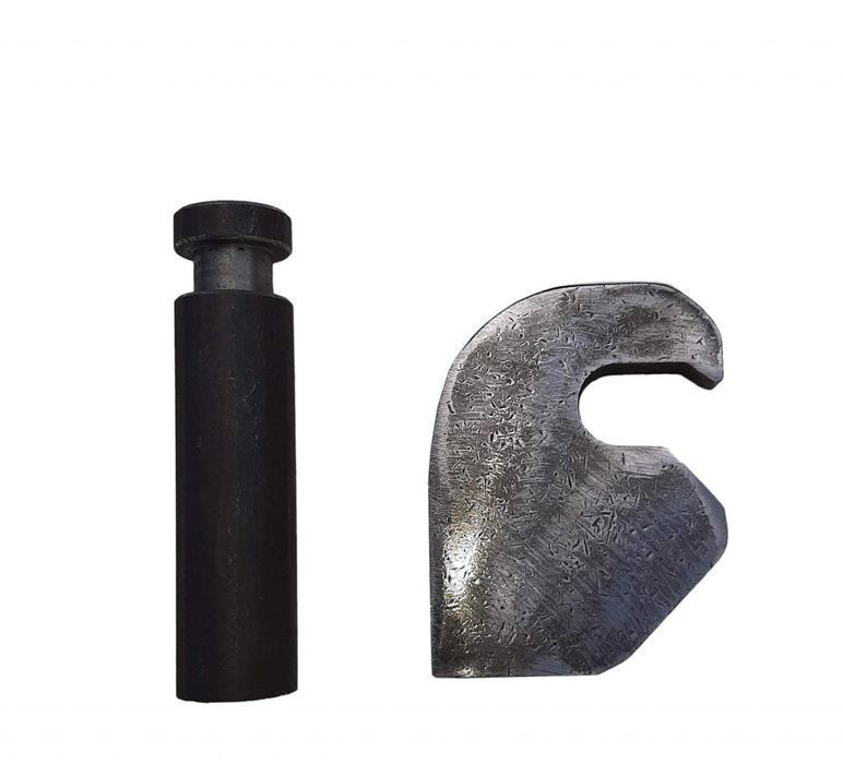 Ucho nadstawki, górny mocny zawias nadstawki burty