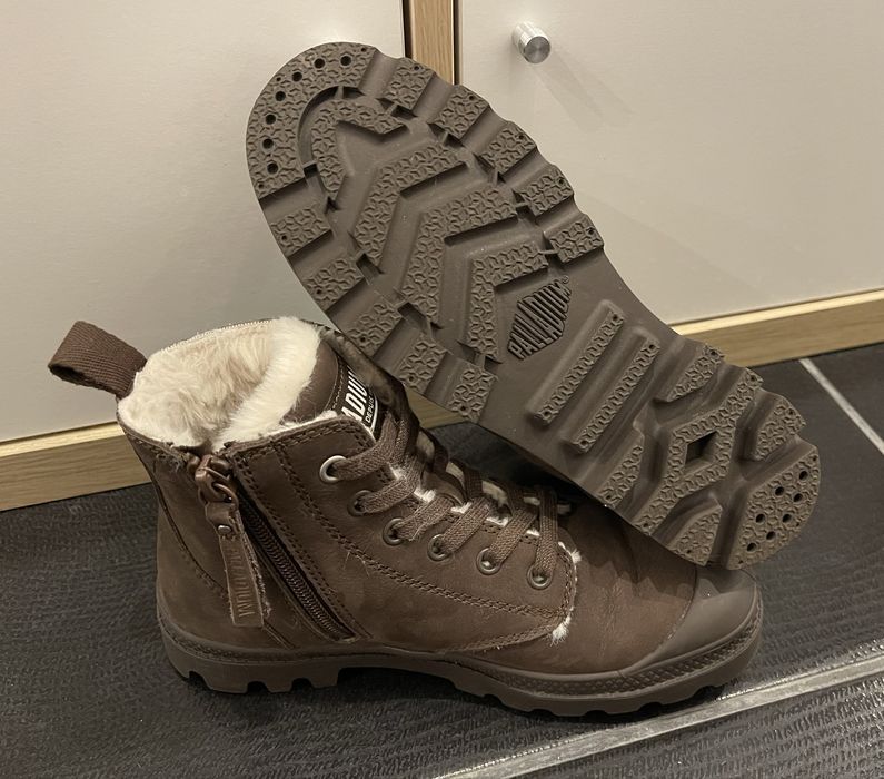 Botas Palladium com pelo