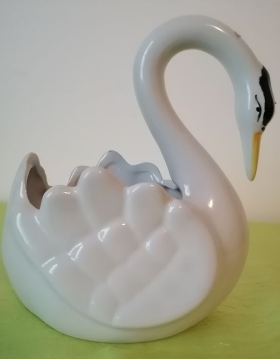 Pato ganso em porcelana. Relíquia vintage.