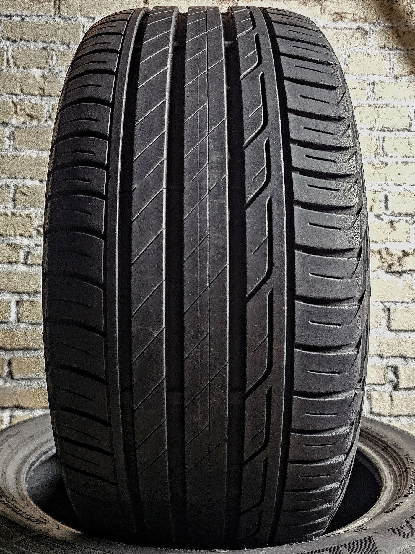 225/45r17 Bridgestone | 6.5mm | 2023 | Poland | Преміум шини | Літо