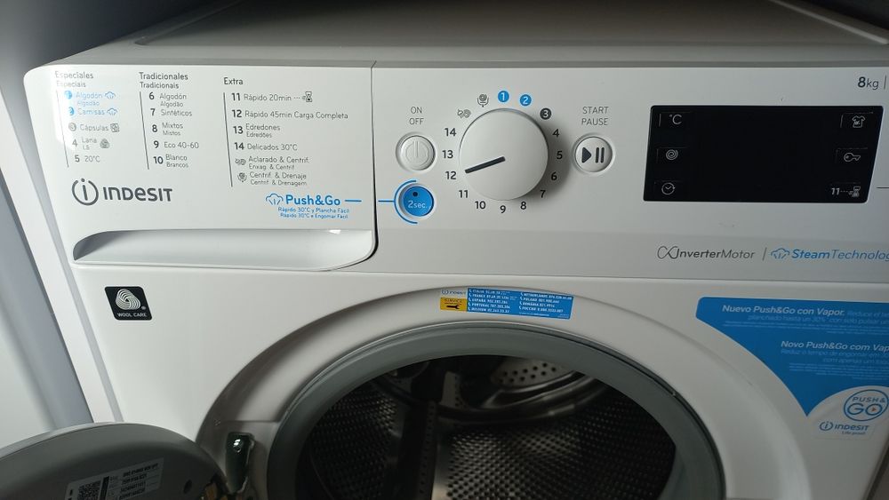 Maquina de lavar roupa