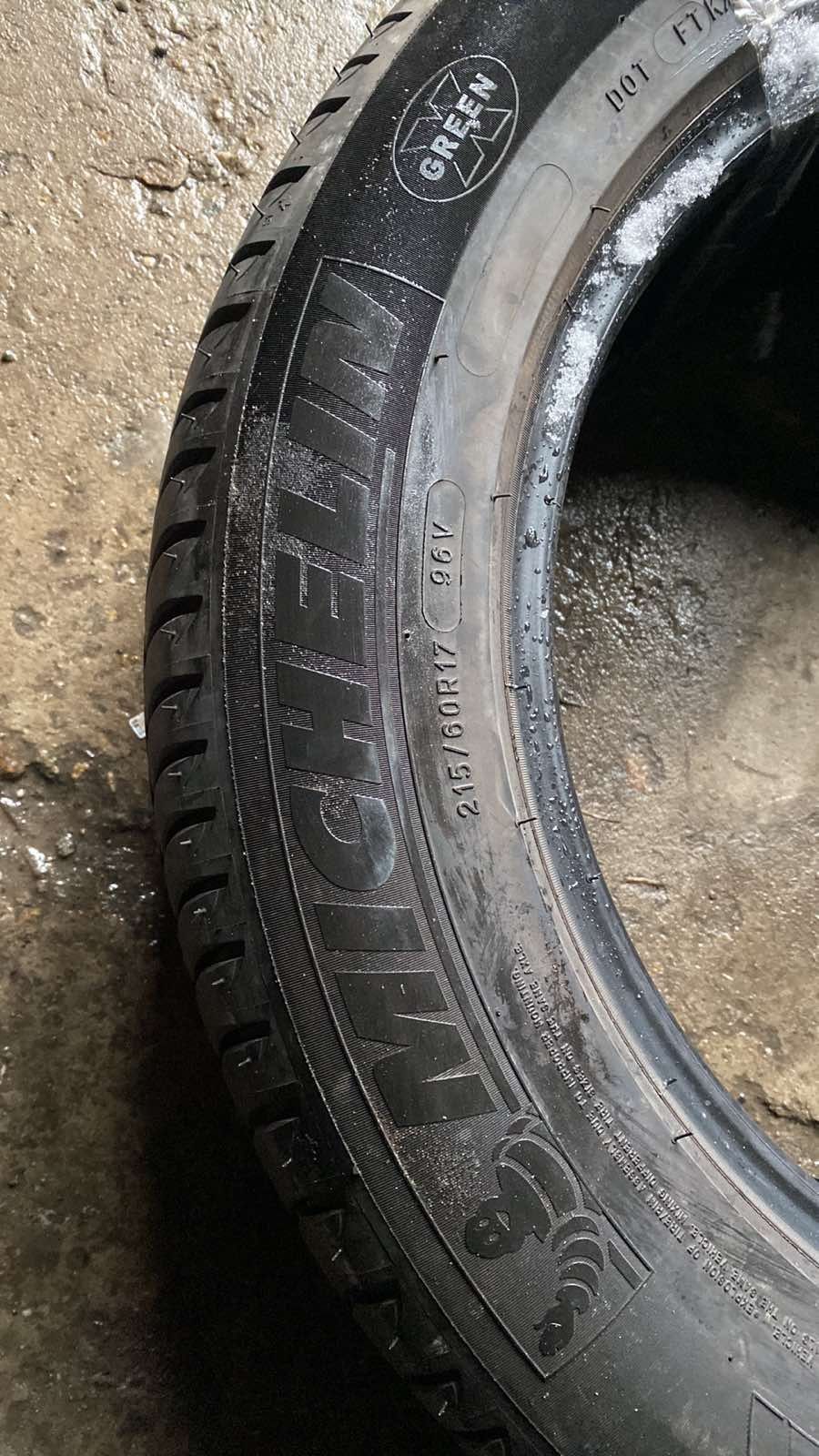 215.60.17 Michelin 4шт лето БУ склад шины резина из Европы 60 R17