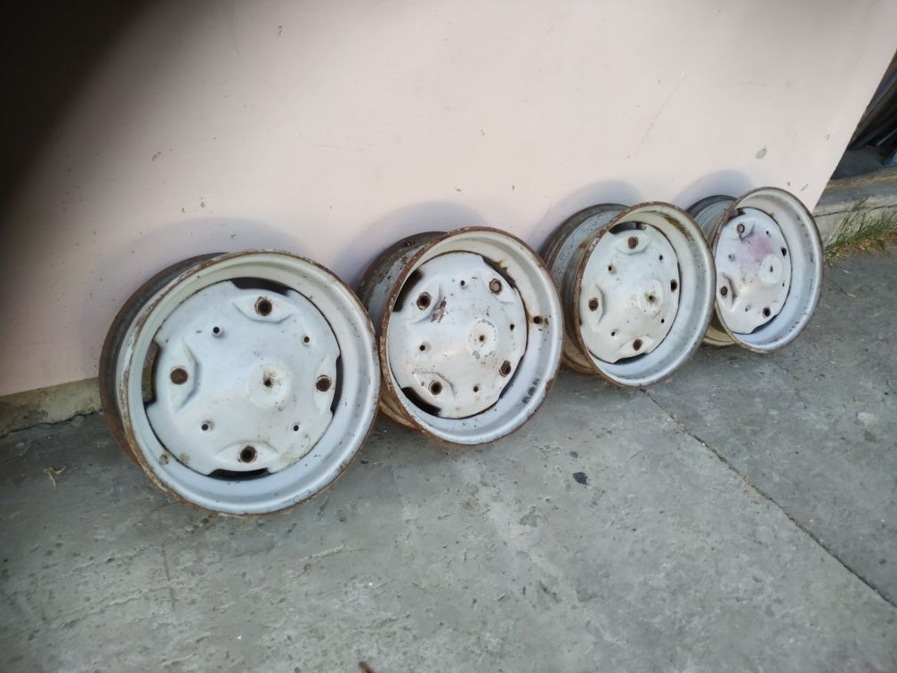 Fiat 126p felgi cytryny