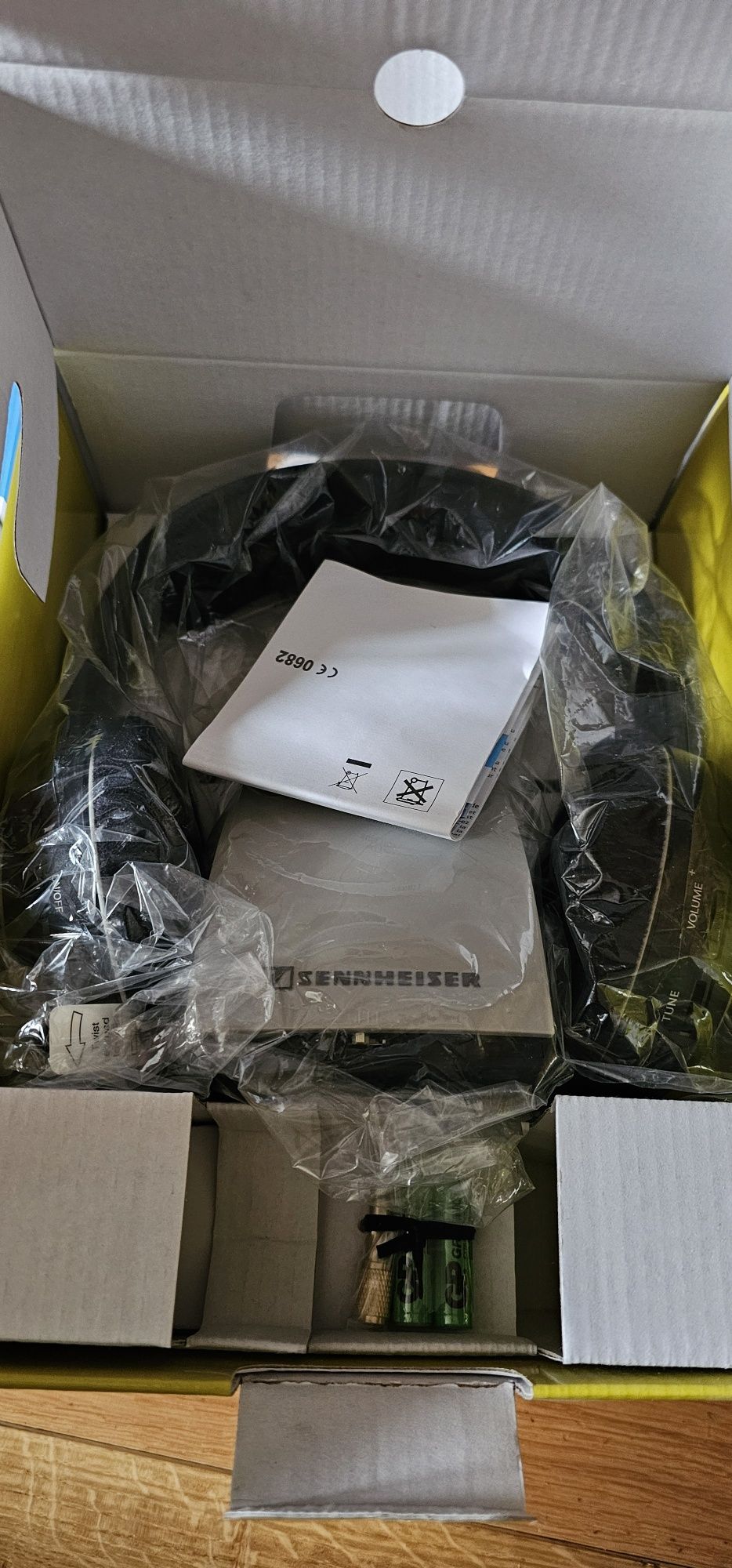 Słuchawki SENNHEISER RS 110 bezprzewodowe