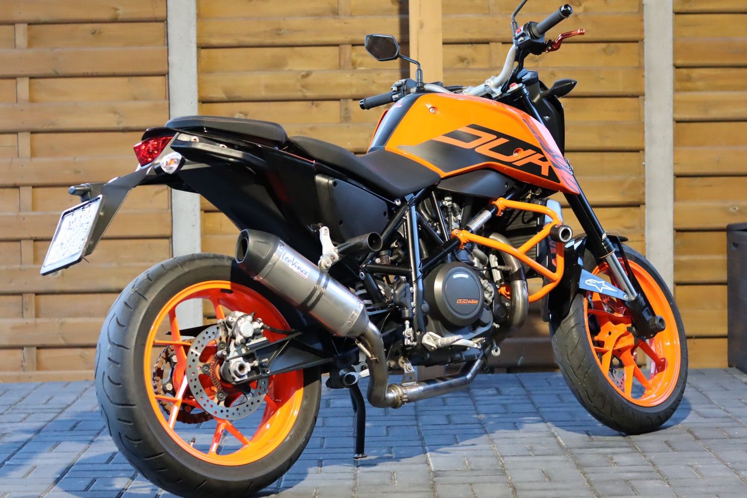 KTM Duke 690  2019 A2