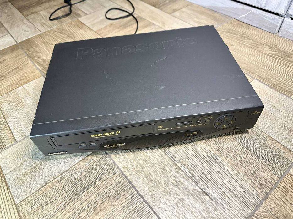 Видеомагнітофон/Видеомагнітофон/Видеопрогравач Panasonic NV-SD400