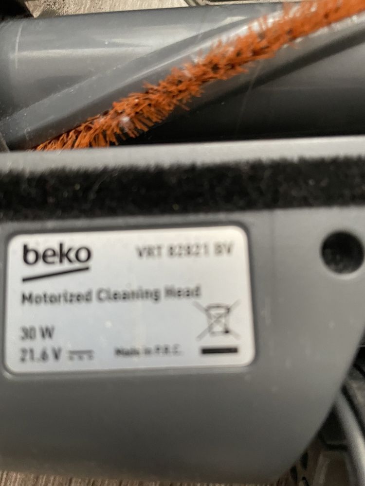 Odkurzacz pionowy bezprzewodowy Beko VRT 82821 BV