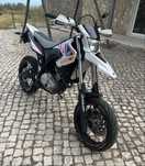Yamaha WR 125X.