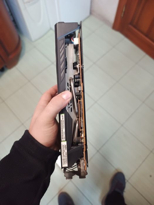 Відеокарта Radeon rx 5600xt sapphire 6gd