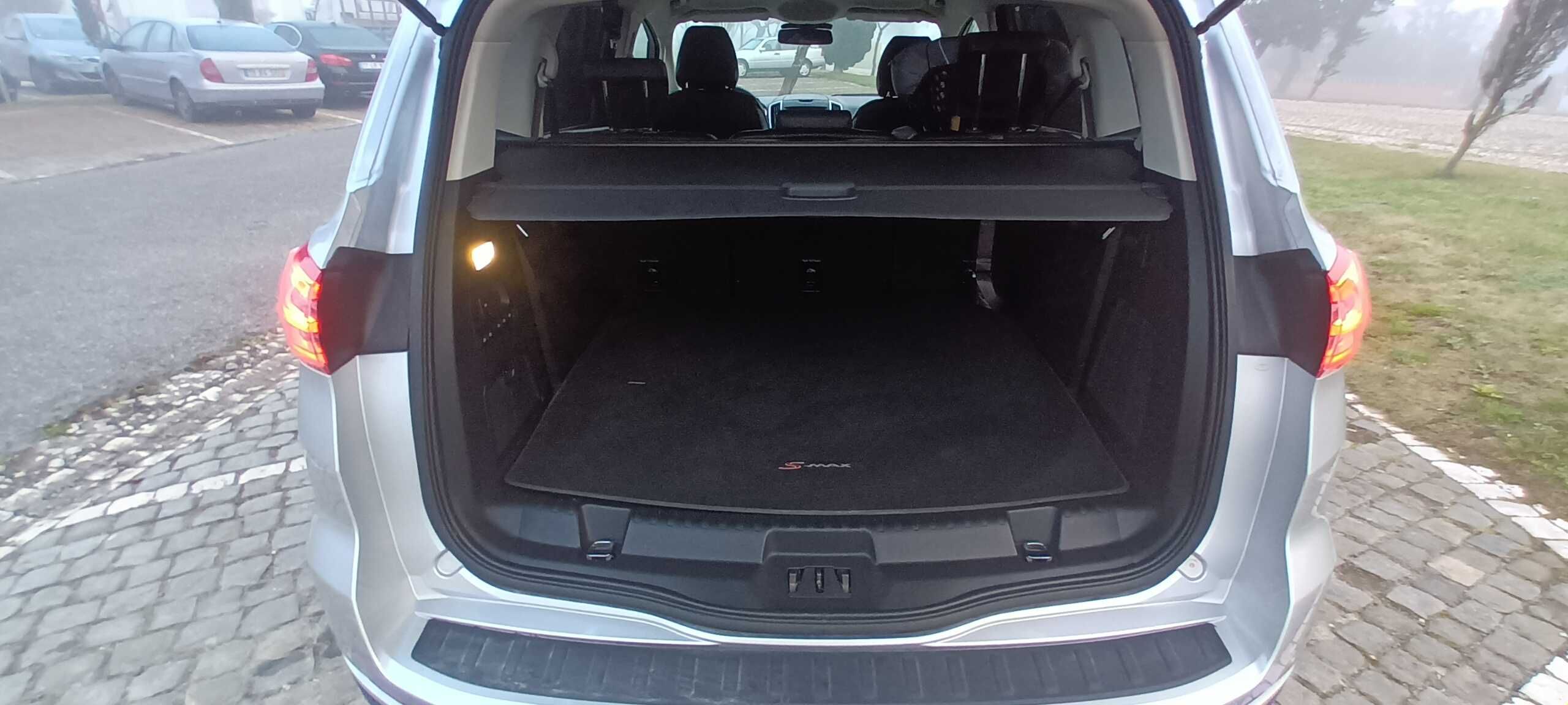 Ford S Max diesel com 90.000km