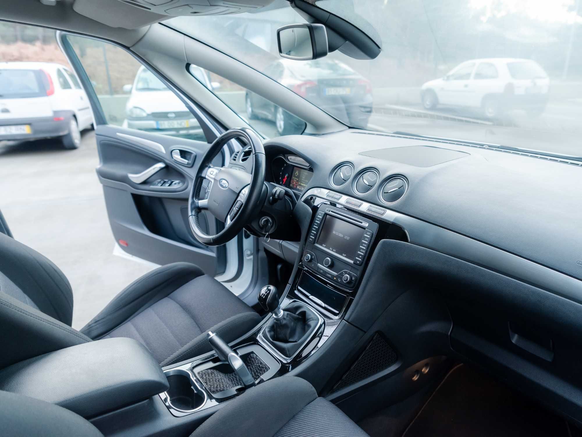 FORD S-MAX 1.6 ECOBOOST TITANIUM