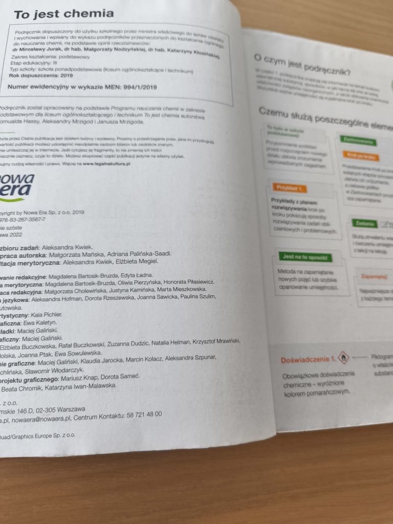 Podręcznik dla liceum i technikum Chemia 1