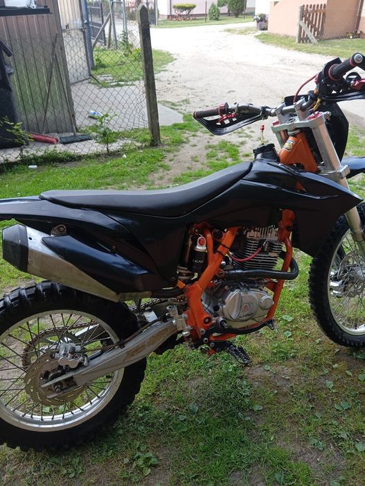 Sprzedam Cross alfarad 250