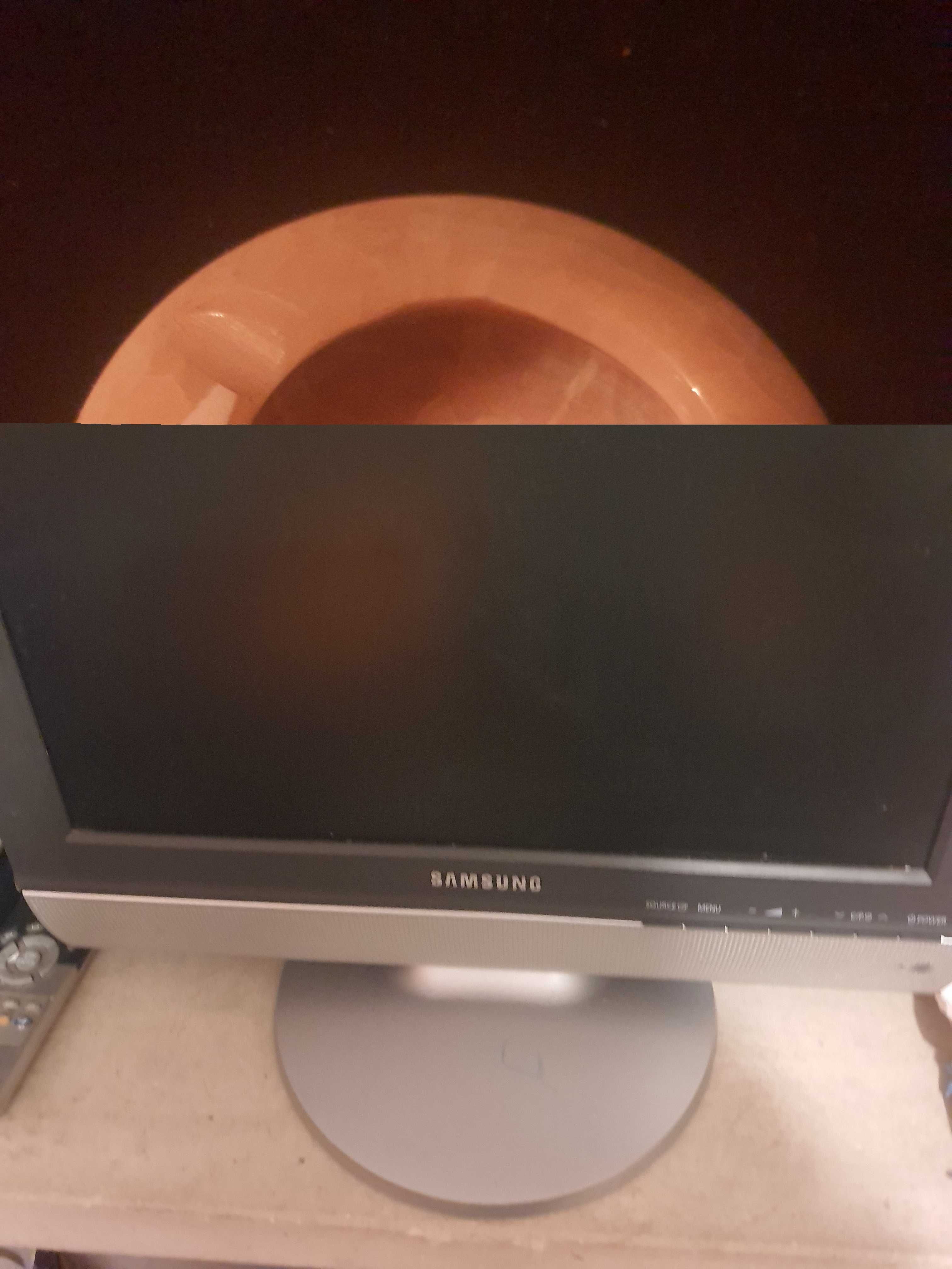Monitor varinha mágica castiçal