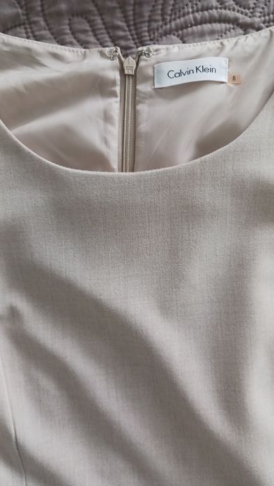 Elegancka sukienka Calvin Klein r. M