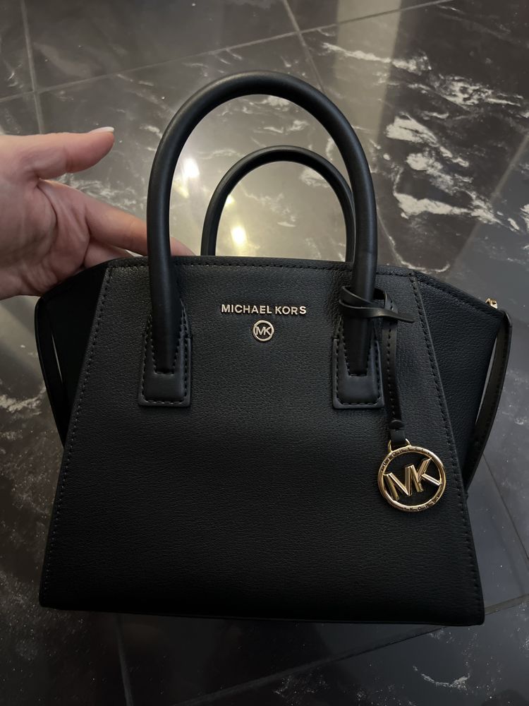 Michael kors avril, one size. Жіноча шкіряна сумка