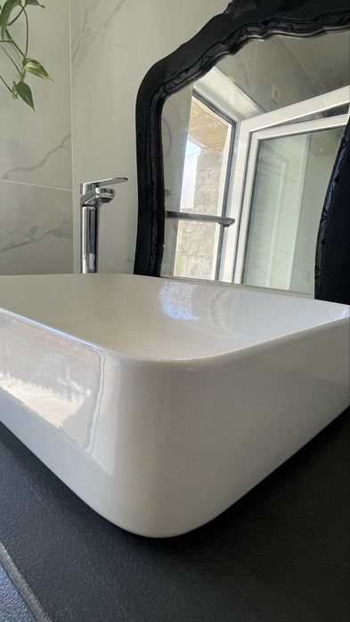 Movel + lavatório + torneira