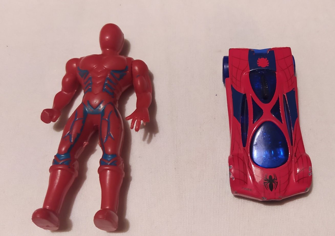 Carro Homem Aranha 2001 e Homem Aranha