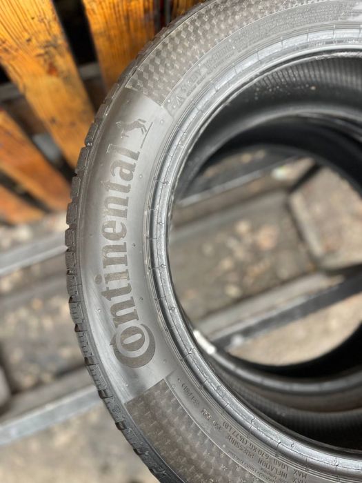 Шини 215/55 r17 Continental 22 рік ( стан ідеал)