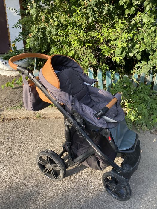 Коляска 2/1 Карелло браво