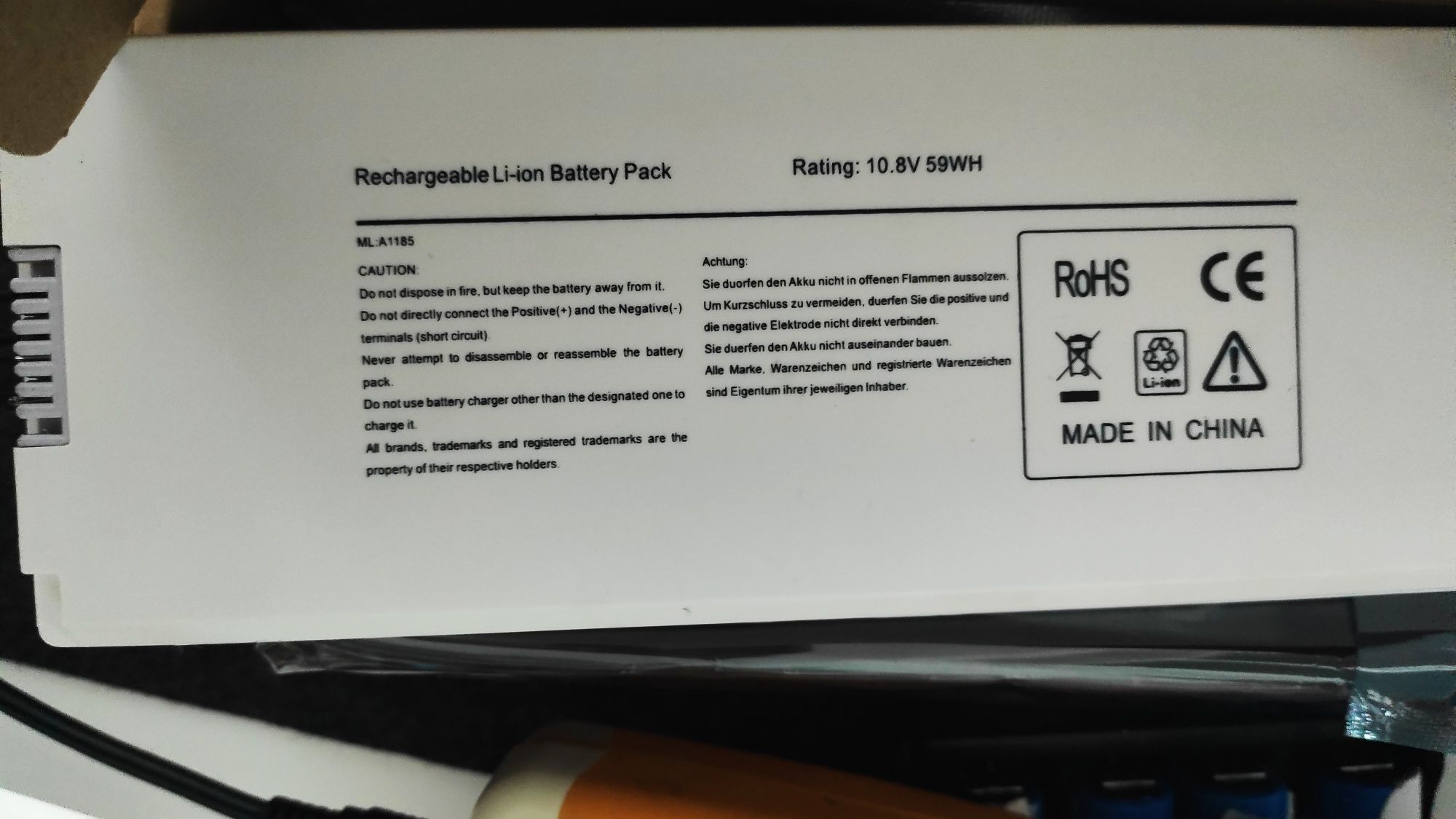 АКБ батарея аккумулятор MacBook 13 A1181 A1185 MC240 MA566 MB881 MA561