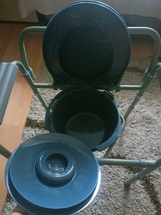 Krzesło toaletowe, przenośne WC