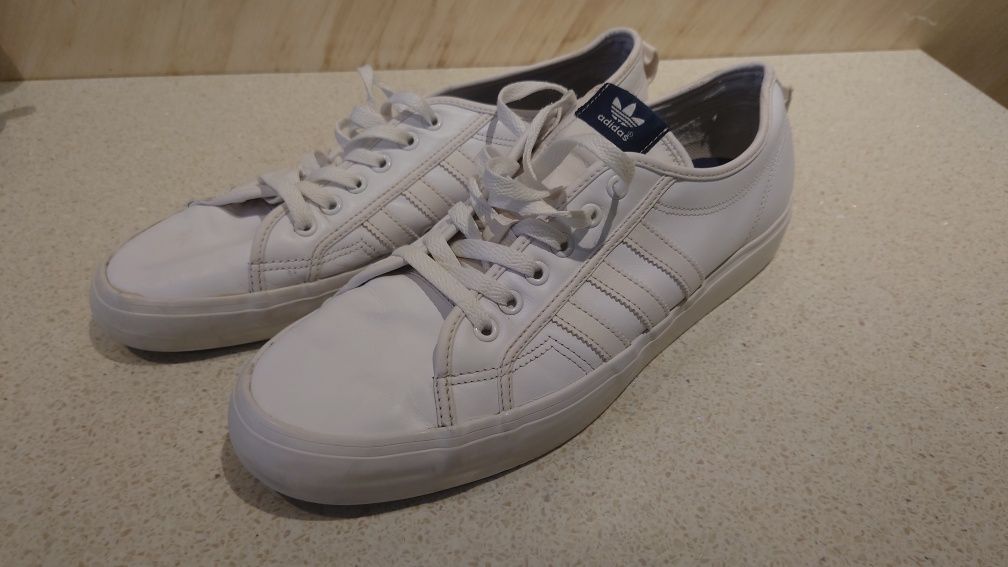 Buty Adidas rozm 47 wkladka 31 skora