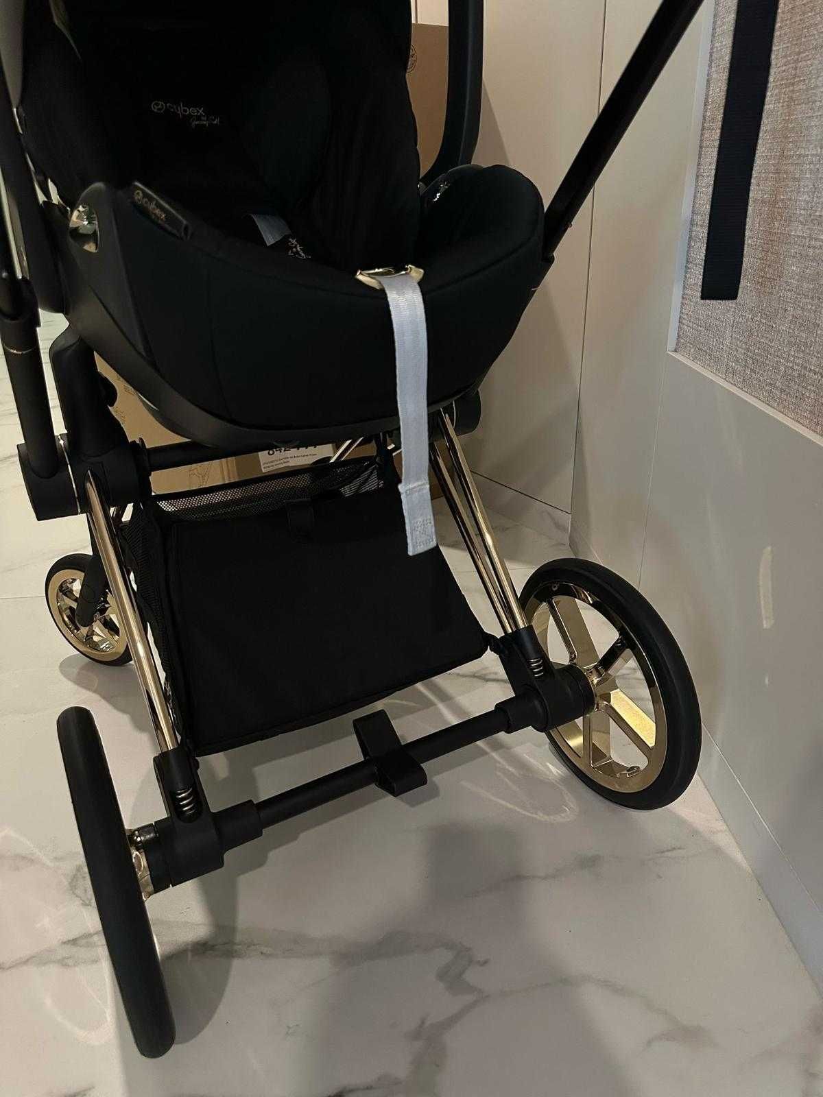 Carrinho de passeio PRIAM Wings + Babycock como NOVO