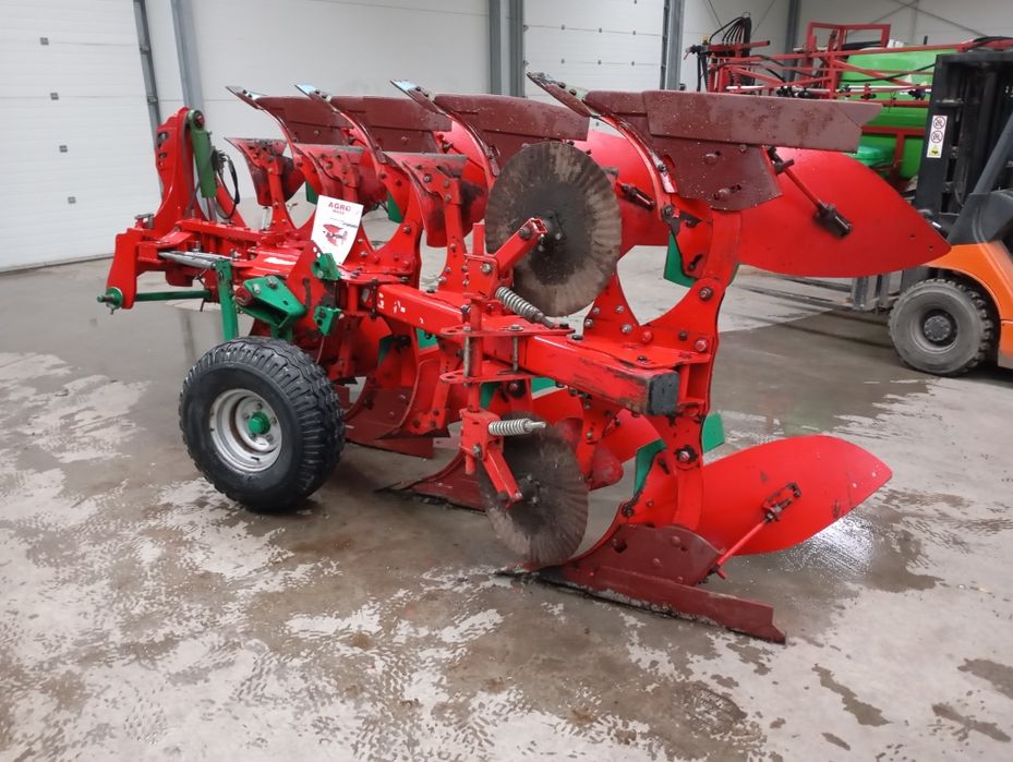 Pług obrotowy Kuhn Master 102 4 skibowy