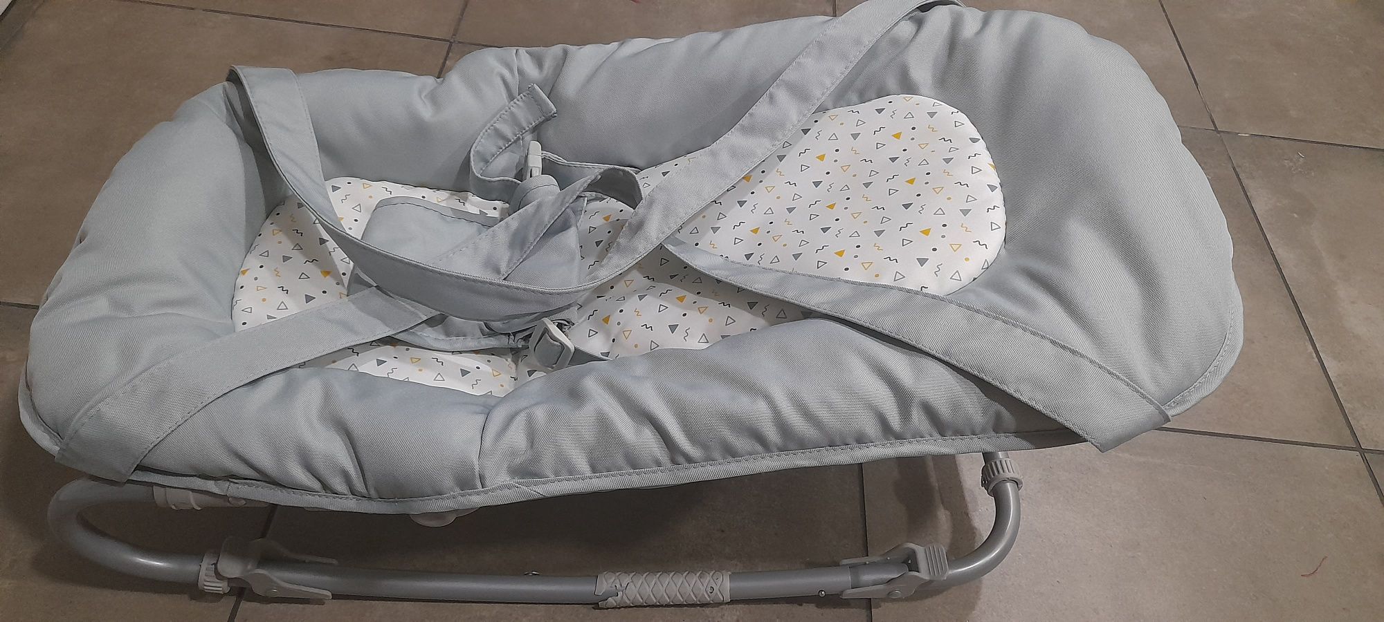 Vendo Espreguiçadeira/Baloiço de bebé