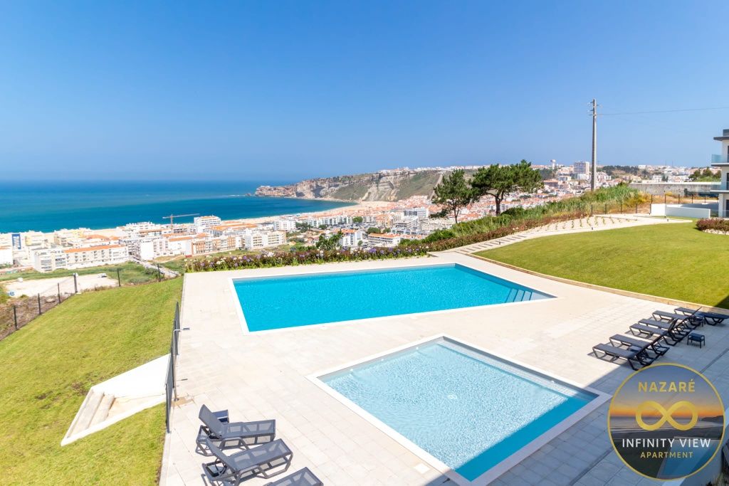 Apartamento T2 c/piscina Nazaré