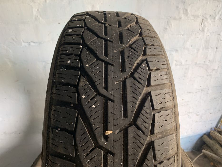 Зимові шини Kormoran Snow 215/55 R18 2022 рік