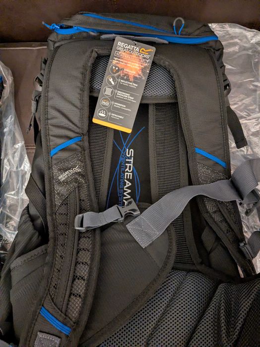 Czarny plecak Regatta Blackfell III 35L StreamAir