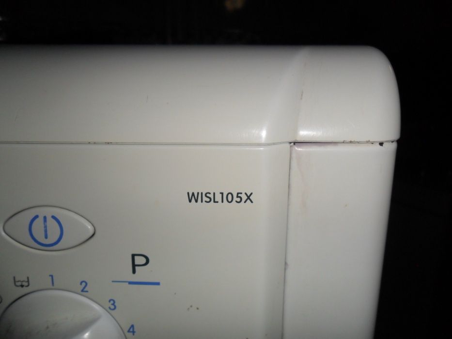 продаю  стиральные машинки indesit wisl 105x