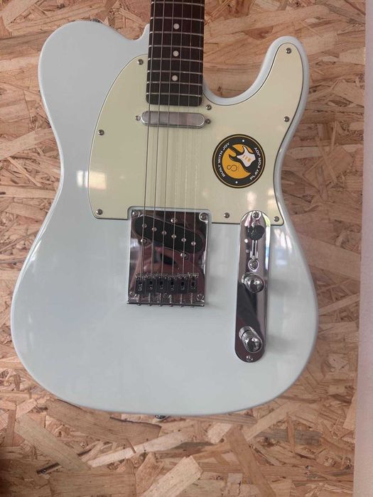 Guitarra elétrica Larry Carlton