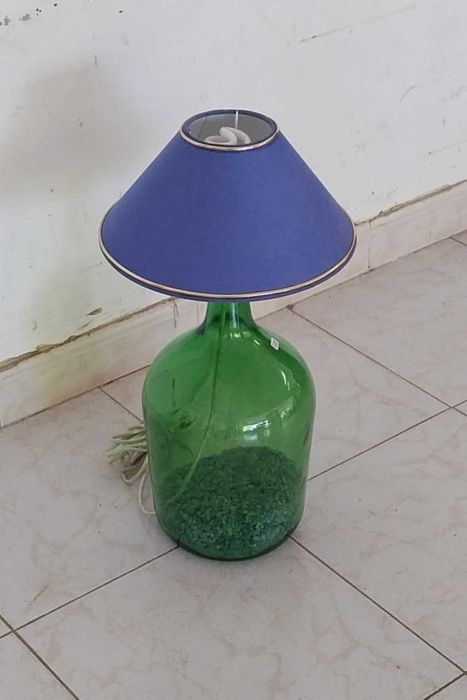 Candeeiro a partir de Garrafão em vidro VINTAGE. A Funcionar