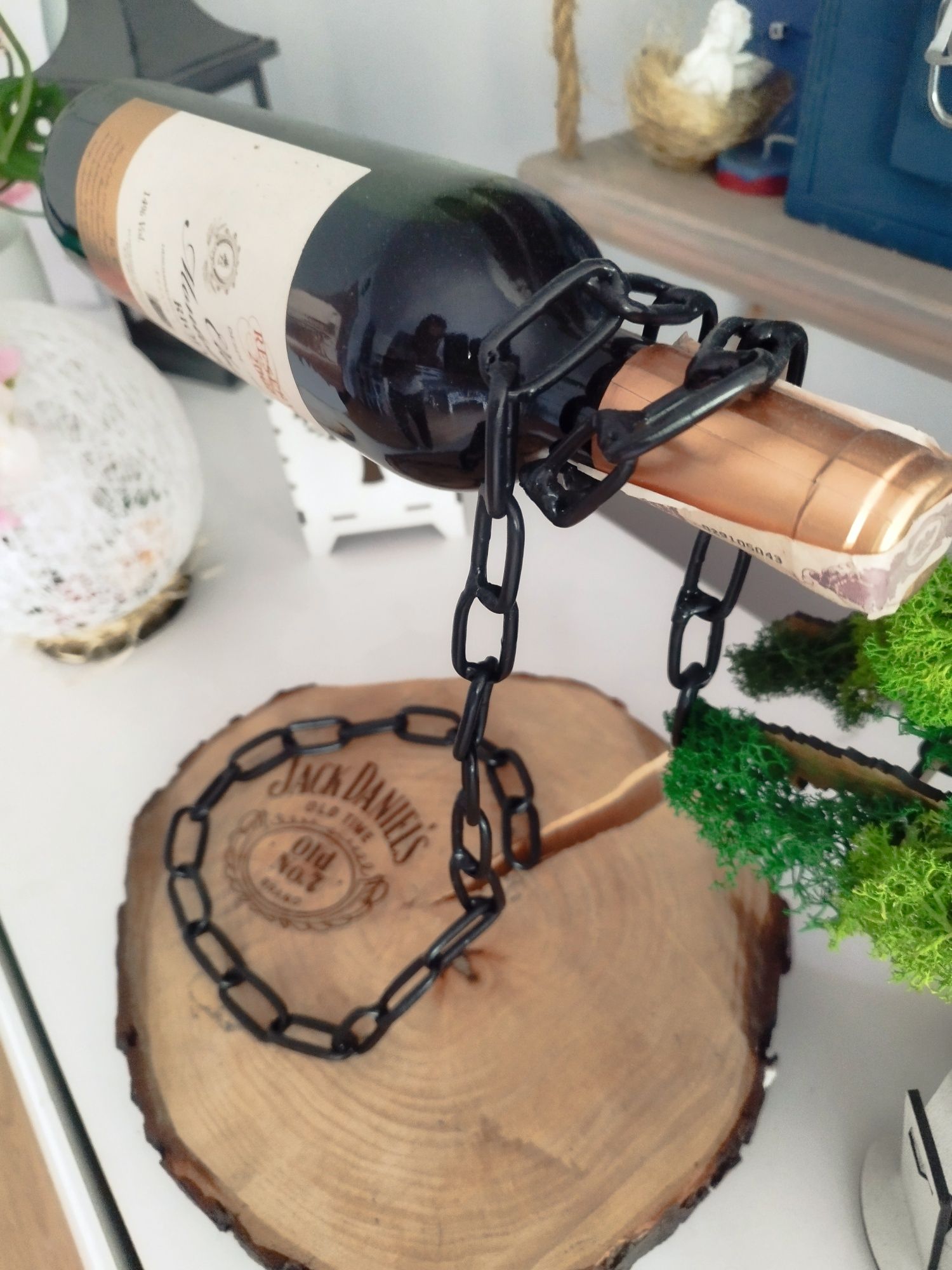 Stojak na wino z podstawą Jack Daniels