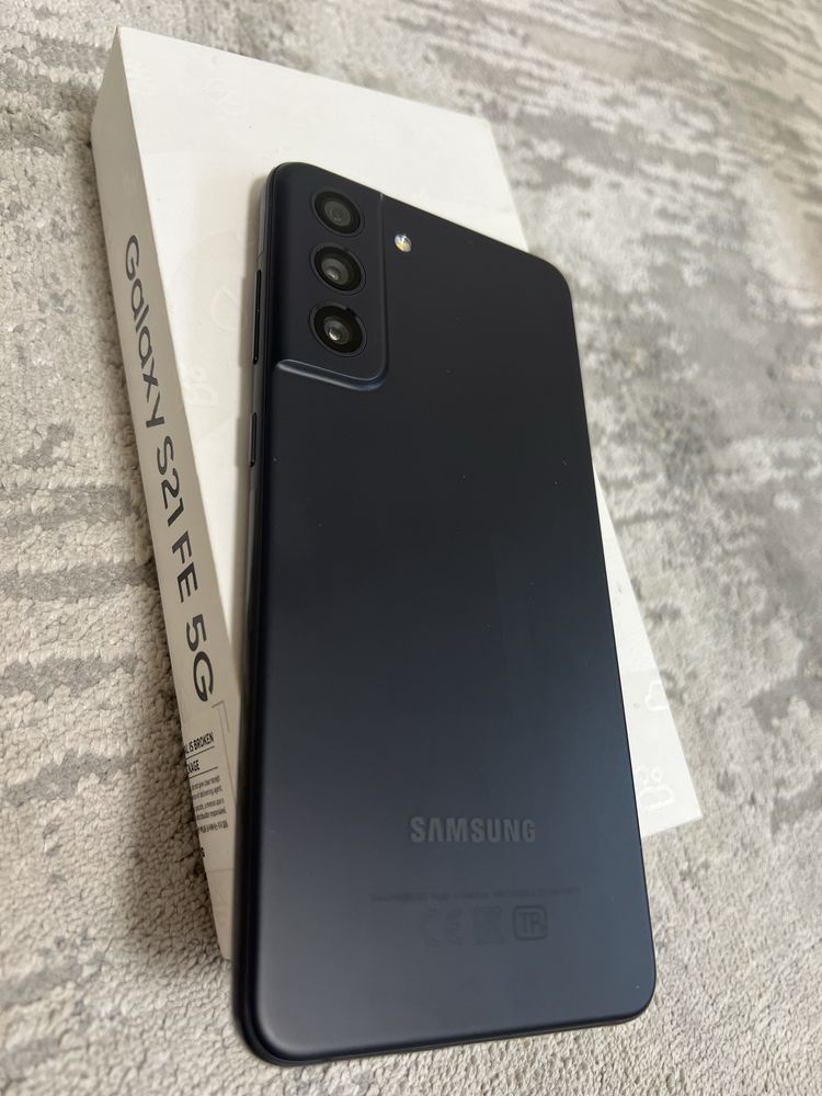 Samsung Galagy S21 FE 6/128GB Гарантия